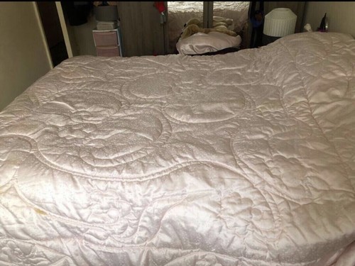Luxury quilted bedspreads