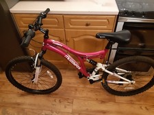 Muddy Fox Phoenix 24 Inch Dual Suspension Girls Bike 18 Speed Shimano