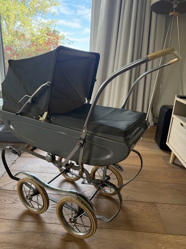 Triang vintage dolls pram - vintage, from