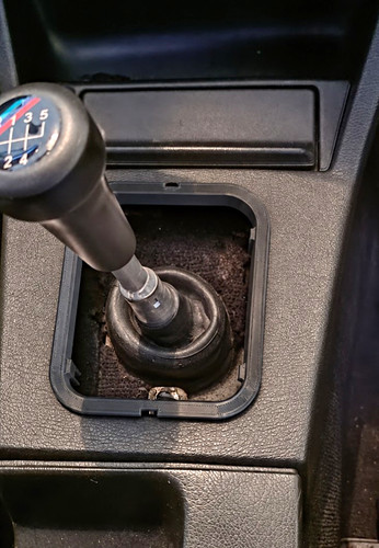 Manual gear shift knob
