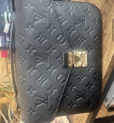 Louis vuitton pochette - vuitton, metis
