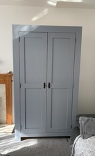 Solid Oak 2-Door Wardrobe