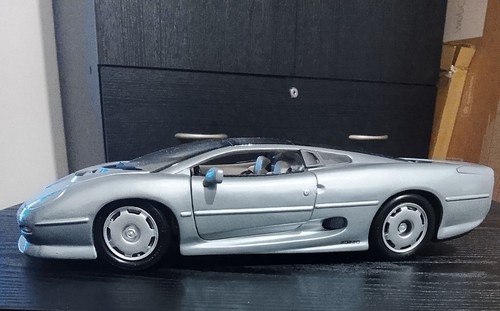 Maisto special edition jaguar - maisto,