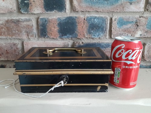 Vintage metal cash money tin - cash,