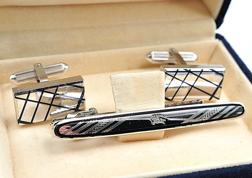Burberrys cufflinks and tie - cufflinks,