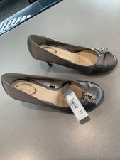 Debut occasion court shoes