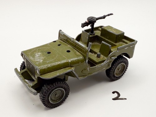 Vintage dinky toys battle - toys,