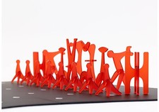 ISAMU NOGUCHI CHESS SET -- NEW