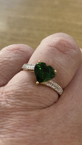 18k tsavorite garnet and - tsavorite,