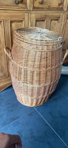 Vintage large woven - large,