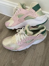 Nike Air Huarache Women’s
