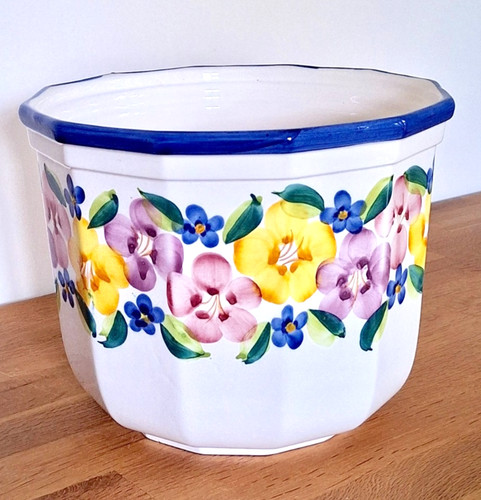 Vintage floral ceramic planter - floral,