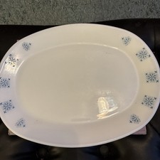 Pyrex Chelsea Pattern Blue
