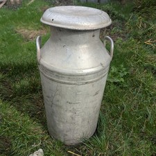 ANTIQUE Northern Dairies Ashby METAL  10 GALLON ALUMINIUM MILK CHURN WITH LID