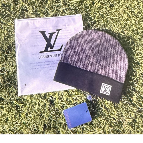 Black louis vuitton - vuitton, beanie