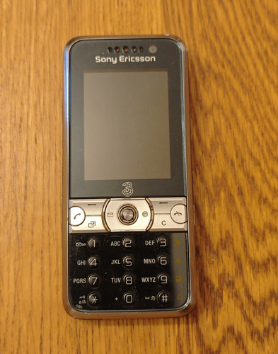 Sony ericsson k660i - ericsson,
