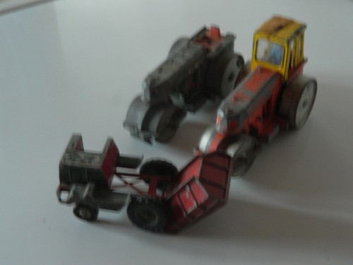Vintage dinky toys - dinky, aveling