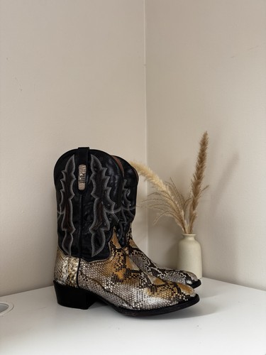 Dan post exotic python - dan, leather
