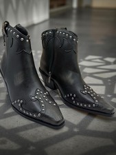 New Look Black Studded Ankle