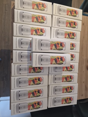 Job lot portable blenders - job,