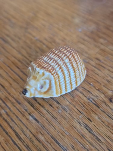 Vintage wade whimsies hedgehog - vintage,