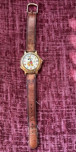 Vintage lorus disney mickey - disney,