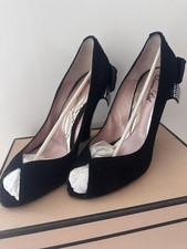 Aruna Seth Ladies Shoes Size