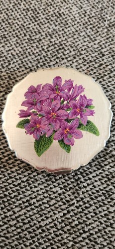 Vintage stratton powder