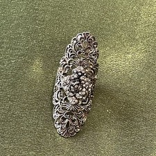 Primark gold gothic filigree finger long ring