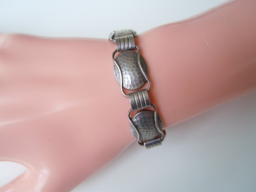 Vintage bracelet hammered - vintage,