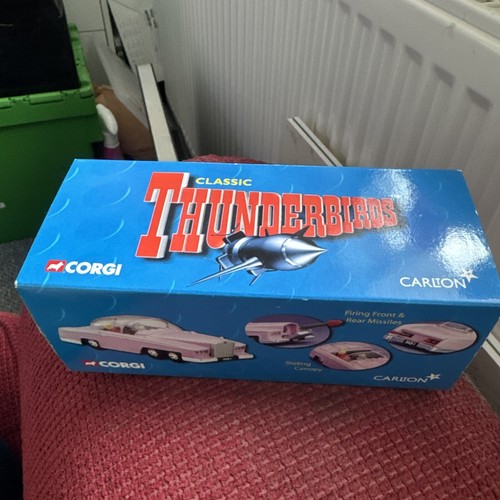 Fab thunderbirds lady - 1,