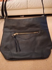 Nicole Brown Women's Shoulder