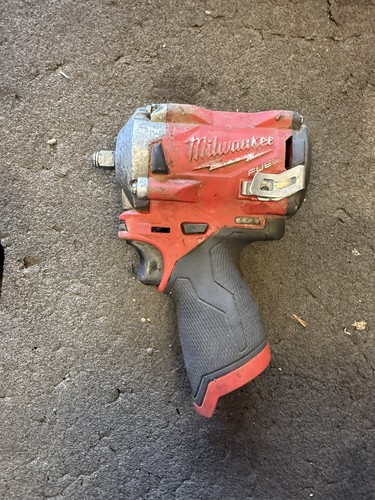 Milwaukee m12 fuel stubby - milwaukee,