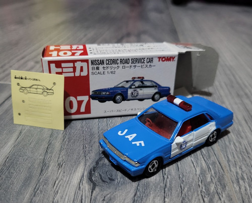 Tomy nissan cedric - nissan,