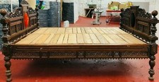 ANTIQUE VICTORIAN BED