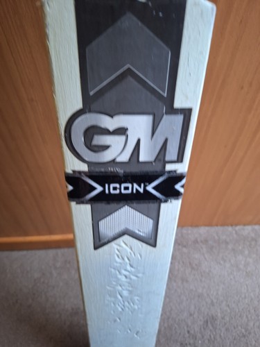Icon vintage cricket - gm, bat