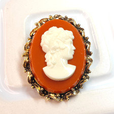 Vintage cameo brooch - cameo, something