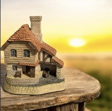 David Winter Boat House 1990