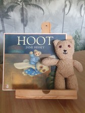 Early Jane Hissey's Little Bear From The Old Bear Series and Hoot storybook.
