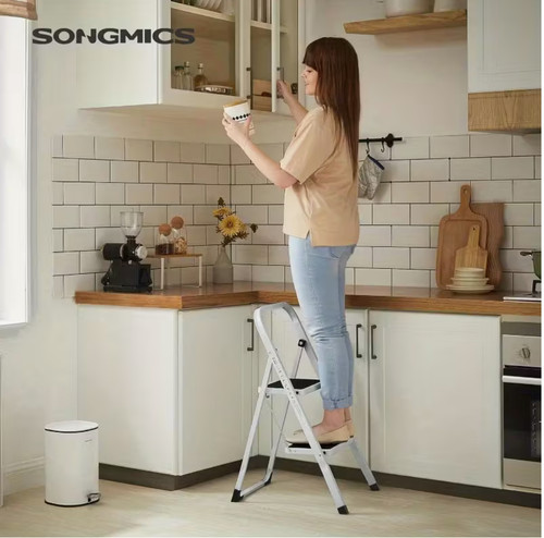 Step ladder folding - 2-step,