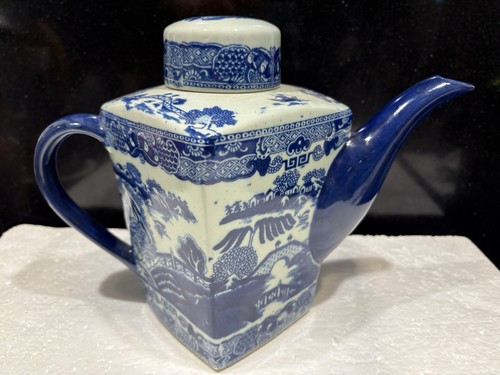 Teapot ironstone victoria - ,