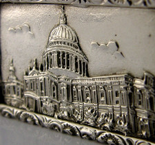 ENGLISH CAST SOLID STERLING SILVER ST PAULS CATHEDRAL CASTLE TOP BOX LONDON 1992