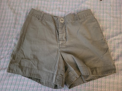 Gap women shorts olive - ,