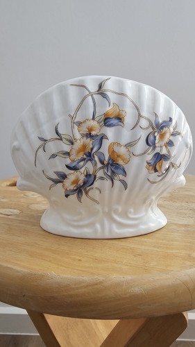 80s aynsley shell shaped - 80s,