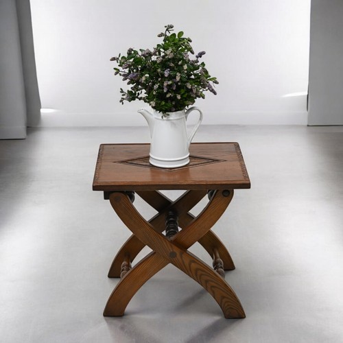 Old charm oak folding - old, stool