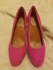 Ladies Collection Pink Stiletto Shoes Size 5 Has a slight Mark on Heel 9cm heel