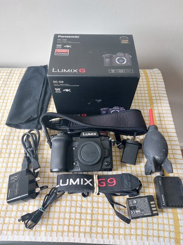 Panasonic lumix 3 - g9, 20.3