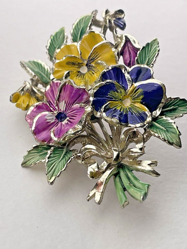 Vintage exquisite brooch pansy - brooch,