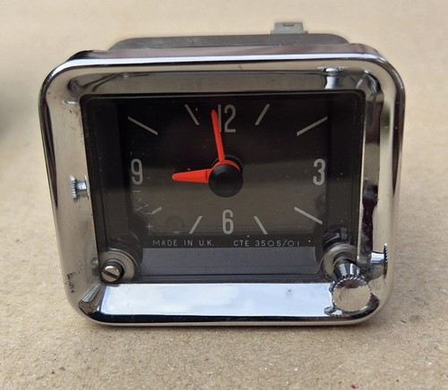 Smiths dashboard clock - smiths, classic