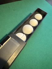 Manipulation Ball Magic Trick